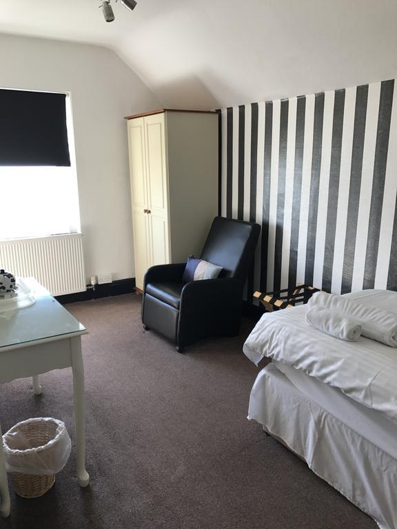 Edelweiss Guest House Douglas Εξωτερικό φωτογραφία